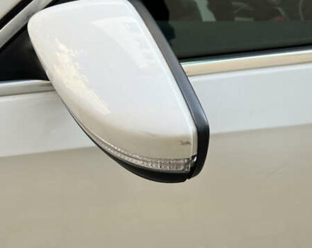 Белый Фольксваген Пассат, объемом двигателя 2.5 л и пробегом 201 тыс. км за 10300 $, фото 14 на Automoto.ua