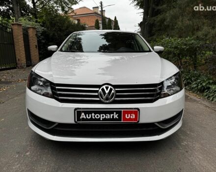 Белый Фольксваген Пассат, объемом двигателя 2.5 л и пробегом 225 тыс. км за 10590 $, фото 1 на Automoto.ua