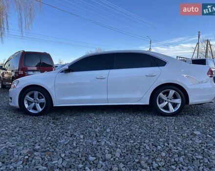 Білий Фольксваген Пассат, об'ємом двигуна 2.5 л та пробігом 249 тис. км за 9500 $, фото 5 на Automoto.ua