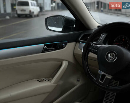 Белый Фольксваген Пассат, объемом двигателя 2.5 л и пробегом 188 тыс. км за 10590 $, фото 52 на Automoto.ua