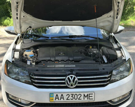 Белый Фольксваген Пассат, объемом двигателя 2.5 л и пробегом 264 тыс. км за 10950 $, фото 12 на Automoto.ua