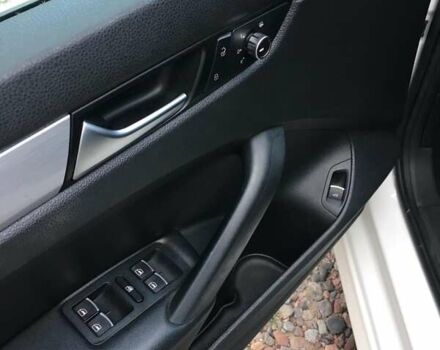 Белый Фольксваген Пассат, объемом двигателя 2.5 л и пробегом 193 тыс. км за 10200 $, фото 15 на Automoto.ua