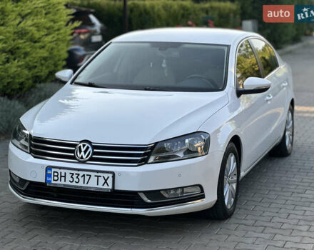 Білий Фольксваген Пассат, об'ємом двигуна 1.97 л та пробігом 190 тис. км за 12200 $, фото 13 на Automoto.ua