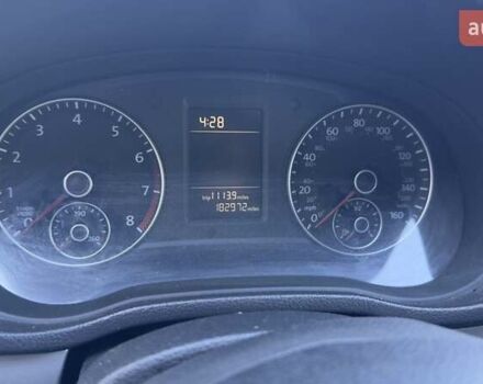 Белый Фольксваген Пассат, объемом двигателя 2.48 л и пробегом 293 тыс. км за 8999 $, фото 5 на Automoto.ua