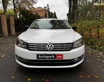 Белый Фольксваген Пассат, объемом двигателя 2.5 л и пробегом 190 тыс. км за 10790 $, фото 1 на Automoto.ua