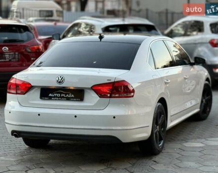 Белый Фольксваген Пассат, объемом двигателя 2.48 л и пробегом 125 тыс. км за 9900 $, фото 26 на Automoto.ua
