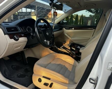 Белый Фольксваген Пассат, объемом двигателя 2 л и пробегом 140 тыс. км за 14000 $, фото 5 на Automoto.ua