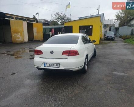 Фольксваген Пассат 2012 в Фастове на Automoto.ua Белый Фольксваген Пассат, объемом двигателя 1.97 л и пробегом 435 тыс. км за 9900 $, фото 2 на Automoto.ua