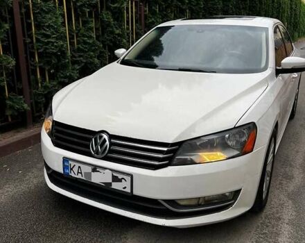 Білий Фольксваген Пассат, об'ємом двигуна 2.48 л та пробігом 217 тис. км за 9400 $, фото 7 на Automoto.ua