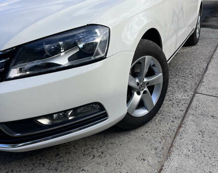 Белый Фольксваген Пассат, объемом двигателя 1.8 л и пробегом 143 тыс. км за 10500 $, фото 29 на Automoto.ua