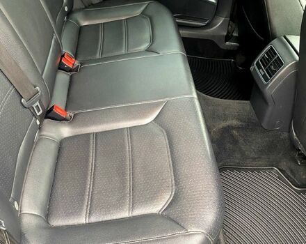 Білий Фольксваген Пассат, об'ємом двигуна 2.5 л та пробігом 250 тис. км за 9500 $, фото 3 на Automoto.ua