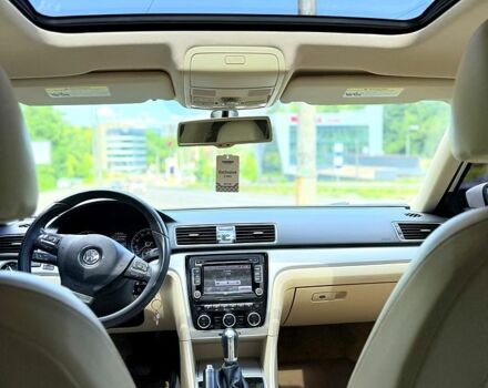 Білий Фольксваген Пассат, об'ємом двигуна 2 л та пробігом 196 тис. км за 10700 $, фото 7 на Automoto.ua