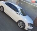 Белый Фольксваген Пассат, объемом двигателя 2.5 л и пробегом 195 тыс. км за 10000 $, фото 1 на Automoto.ua