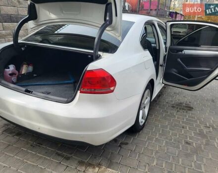 Белый Фольксваген Пассат, объемом двигателя 2.48 л и пробегом 173 тыс. км за 12300 $, фото 16 на Automoto.ua