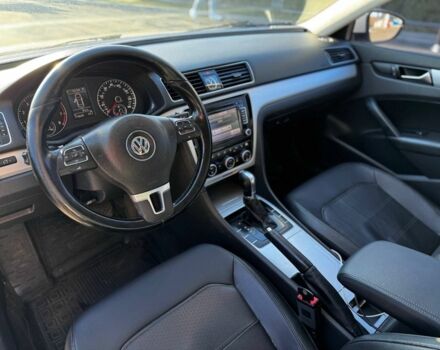 Білий Фольксваген Пассат, об'ємом двигуна 2.5 л та пробігом 173 тис. км за 8200 $, фото 13 на Automoto.ua