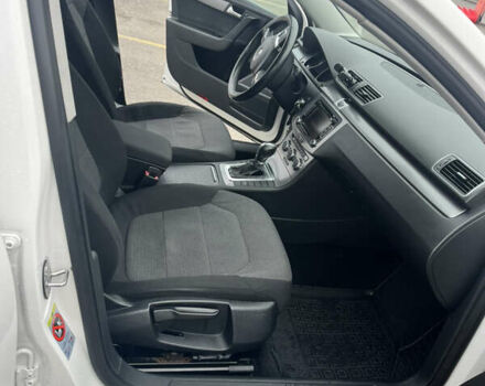 Білий Фольксваген Пассат, об'ємом двигуна 1.8 л та пробігом 146 тис. км за 11400 $, фото 7 на Automoto.ua