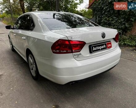 Белый Фольксваген Пассат, объемом двигателя 2.5 л и пробегом 225 тыс. км за 10590 $, фото 7 на Automoto.ua