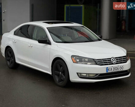 Белый Фольксваген Пассат, объемом двигателя 2.5 л и пробегом 188 тыс. км за 10590 $, фото 17 на Automoto.ua