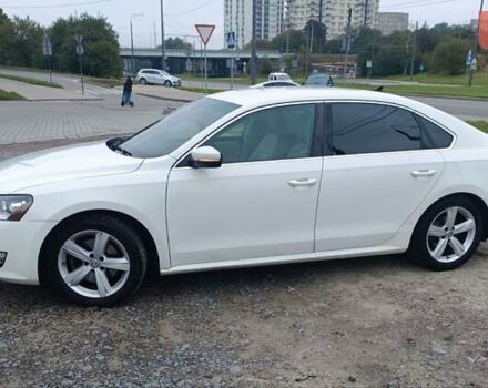Білий Фольксваген Пассат, об'ємом двигуна 2.5 л та пробігом 223 тис. км за 10400 $, фото 8 на Automoto.ua