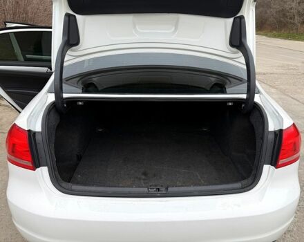 Белый Фольксваген Пассат, объемом двигателя 2.5 л и пробегом 350 тыс. км за 8500 $, фото 8 на Automoto.ua