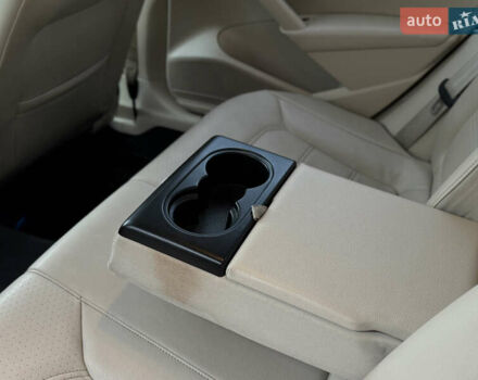 Белый Фольксваген Пассат, объемом двигателя 2.5 л и пробегом 188 тыс. км за 10590 $, фото 43 на Automoto.ua