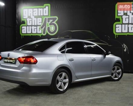 Белый Фольксваген Пассат, объемом двигателя 2.5 л и пробегом 195 тыс. км за 10800 $, фото 9 на Automoto.ua