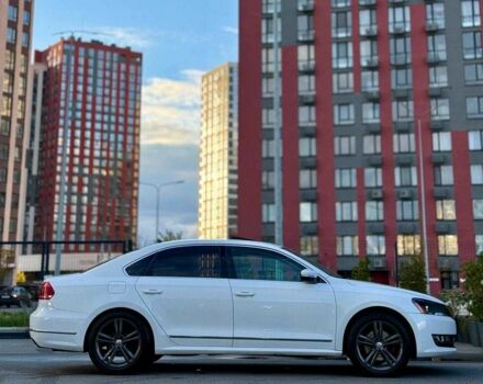 Фольксваген Пассат 2012 в Киеве на Automoto.ua Белый Фольксваген Пассат, объемом двигателя 3.6 л и пробегом 137 тыс. км за 10900 $, фото 8 на Automoto.ua