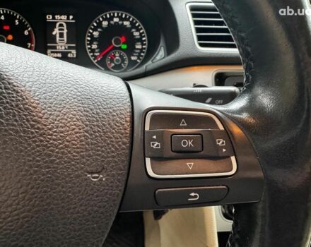 Белый Фольксваген Пассат, объемом двигателя 2.5 л и пробегом 225 тыс. км за 10590 $, фото 14 на Automoto.ua