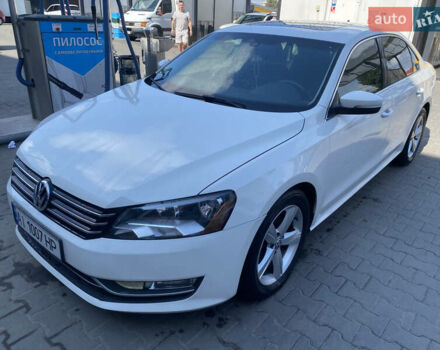 Білий Фольксваген Пассат, об'ємом двигуна 2.48 л та пробігом 220 тис. км за 10700 $, фото 3 на Automoto.ua