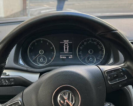 Белый Фольксваген Пассат, объемом двигателя 2.5 л и пробегом 201 тыс. км за 10300 $, фото 3 на Automoto.ua