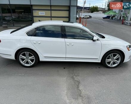 Белый Фольксваген Пассат, объемом двигателя 1.97 л и пробегом 243 тыс. км за 12700 $, фото 3 на Automoto.ua
