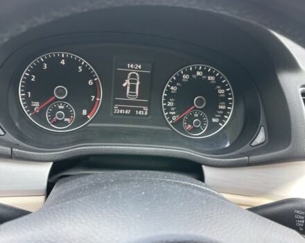 Белый Фольксваген Пассат, объемом двигателя 2.5 л и пробегом 224 тыс. км за 10500 $, фото 12 на Automoto.ua
