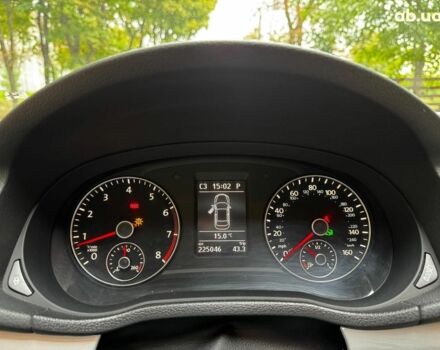 Белый Фольксваген Пассат, объемом двигателя 2.5 л и пробегом 225 тыс. км за 10590 $, фото 12 на Automoto.ua