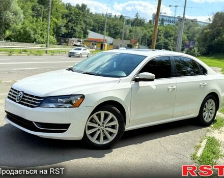 Білий Фольксваген Пассат, об'ємом двигуна 2 л та пробігом 196 тис. км за 10700 $, фото 2 на Automoto.ua