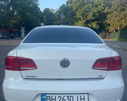Белый Фольксваген Пассат, объемом двигателя 1.6 л и пробегом 220 тыс. км за 9500 $, фото 6 на Automoto.ua