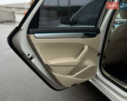 Белый Фольксваген Пассат, объемом двигателя 2.5 л и пробегом 188 тыс. км за 10590 $, фото 38 на Automoto.ua