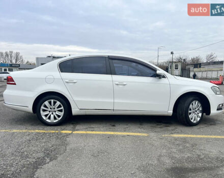 Білий Фольксваген Пассат, об'ємом двигуна 1.8 л та пробігом 146 тис. км за 11400 $, фото 3 на Automoto.ua