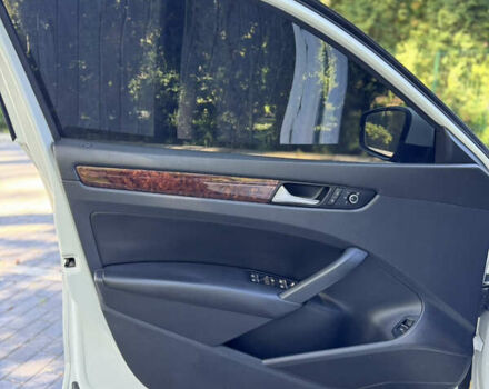 Белый Фольксваген Пассат, объемом двигателя 2 л и пробегом 178 тыс. км за 13000 $, фото 31 на Automoto.ua