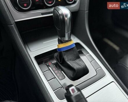 Білий Фольксваген Пассат, об'ємом двигуна 2.5 л та пробігом 239 тис. км за 9300 $, фото 21 на Automoto.ua