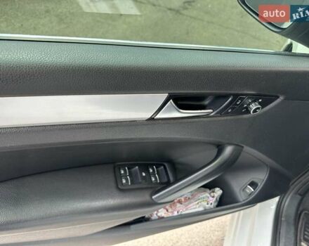 Белый Фольксваген Пассат, объемом двигателя 2.5 л и пробегом 270 тыс. км за 8799 $, фото 21 на Automoto.ua