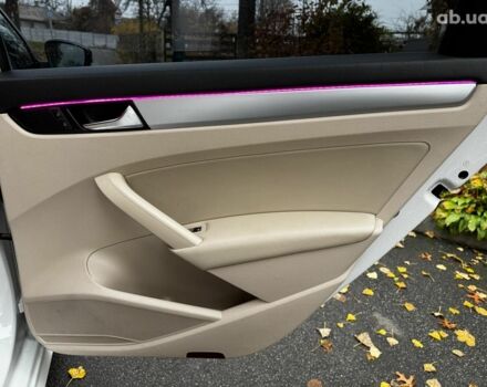 Белый Фольксваген Пассат, объемом двигателя 2.5 л и пробегом 190 тыс. км за 10790 $, фото 29 на Automoto.ua