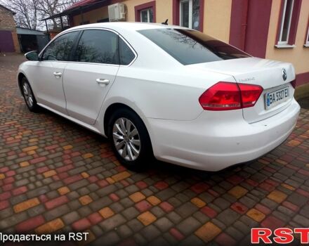 Белый Фольксваген Пассат, объемом двигателя 2.5 л и пробегом 250 тыс. км за 7900 $, фото 3 на Automoto.ua