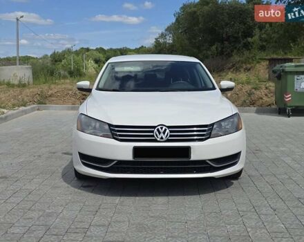 Белый Фольксваген Пассат, объемом двигателя 2.5 л и пробегом 155 тыс. км за 11500 $, фото 1 на Automoto.ua