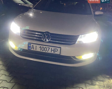 Білий Фольксваген Пассат, об'ємом двигуна 2.48 л та пробігом 220 тис. км за 10700 $, фото 12 на Automoto.ua