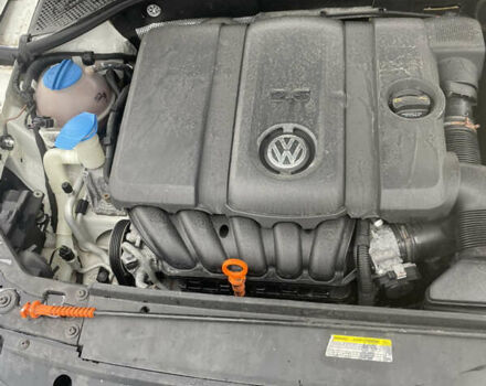 Белый Фольксваген Пассат, объемом двигателя 2.5 л и пробегом 290 тыс. км за 10000 $, фото 8 на Automoto.ua