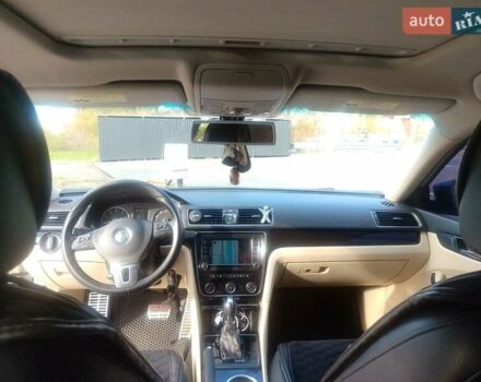 Фольксваген Пассат 2012 в Киеве на Automoto.ua Белый Фольксваген Пассат, объемом двигателя 2.48 л и пробегом 300 тыс. км за 8900 $, фото 12 на Automoto.ua