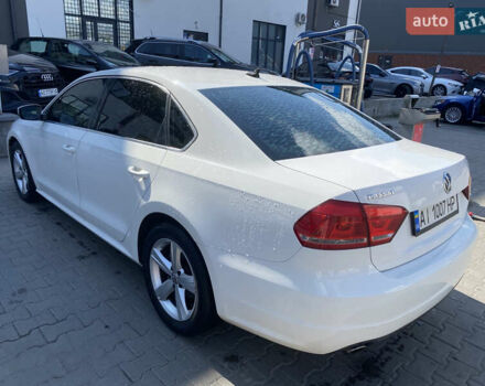 Білий Фольксваген Пассат, об'ємом двигуна 2.48 л та пробігом 220 тис. км за 10700 $, фото 7 на Automoto.ua