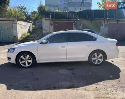 Білий Фольксваген Пассат, об'ємом двигуна 2.5 л та пробігом 186 тис. км за 9900 $, фото 2 на Automoto.ua