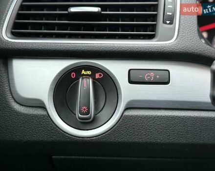 Білий Фольксваген Пассат, об'ємом двигуна 2.5 л та пробігом 239 тис. км за 9300 $, фото 26 на Automoto.ua