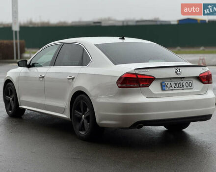 Белый Фольксваген Пассат, объемом двигателя 2.5 л и пробегом 188 тыс. км за 10590 $, фото 10 на Automoto.ua